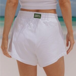 DAILY DRILLS SUPER SHORTS WHITE XS/S